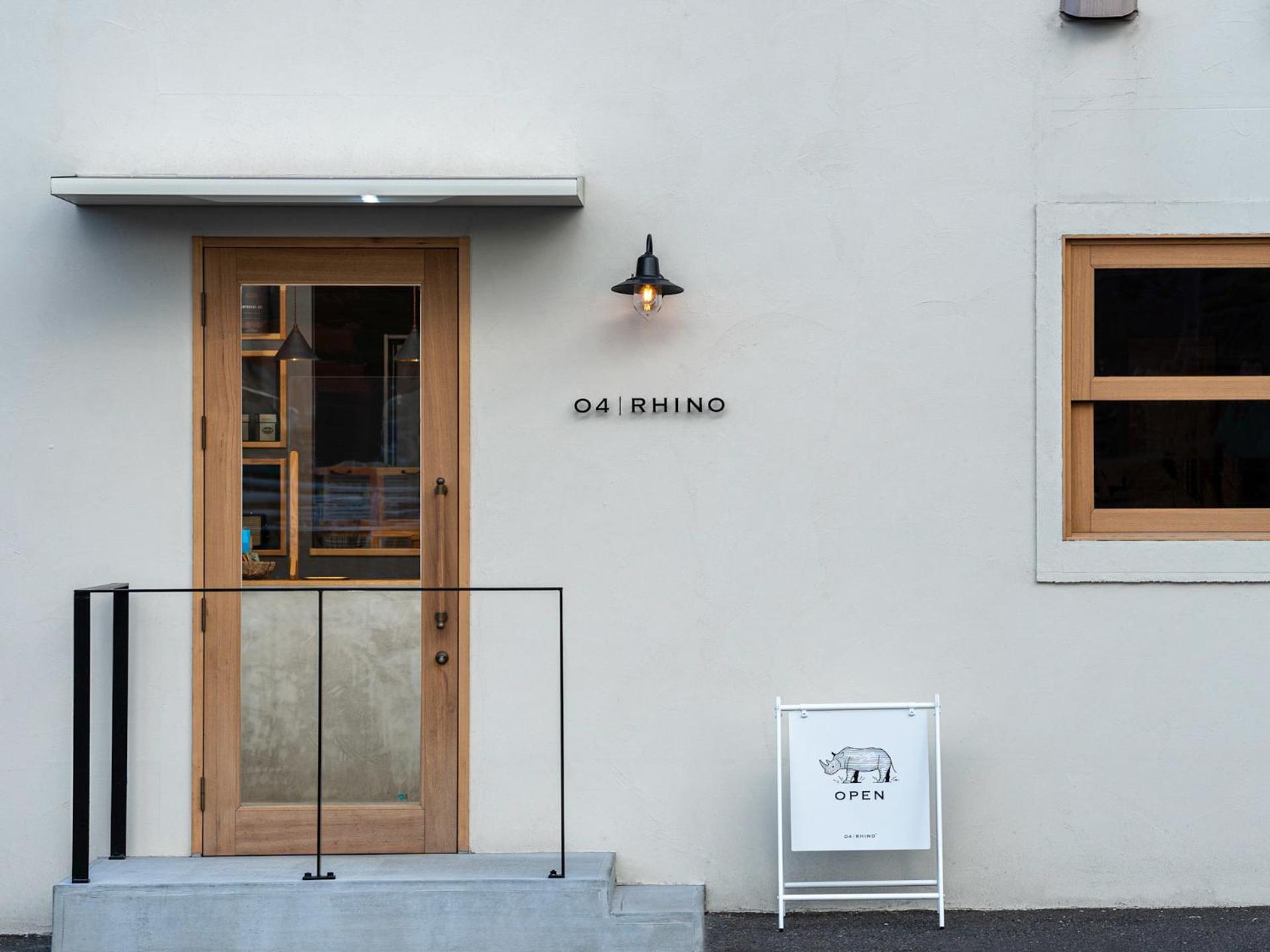 Business Hotel Kg Ойта Екстер'єр фото