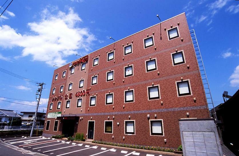 Business Hotel Kg Ойта Екстер'єр фото